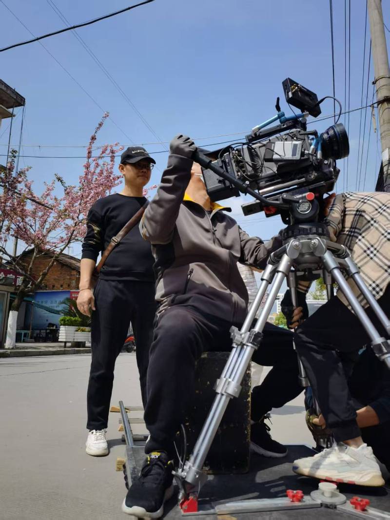 会泽县广告片拍摄：快消品牌爆款之选，网感内容适配社媒传播！